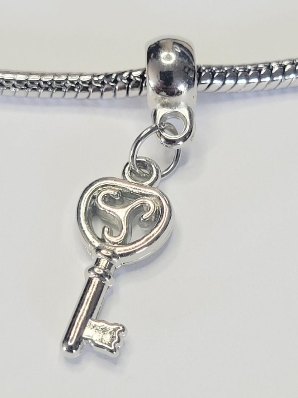 NWT For Pandora Charm Bracelet Silver Color Metal Key Dangle Charm